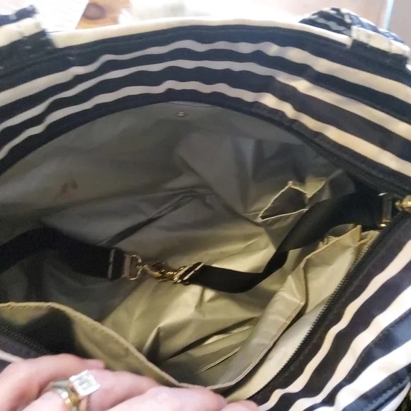 Kate Spade Black and White Stripe Barbara Duffle GUC - Picture 4 of 15